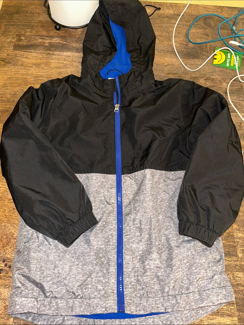 wonder nation Black, Gray & Blue Hooded Windbreaker